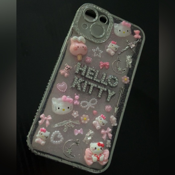 iPhone Hello Kitty case - Picture 1 of 2